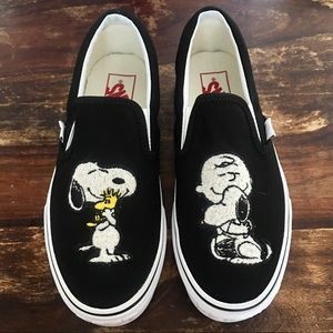 Vans x Peanuts Charlie Brown Snoopy Slip-On